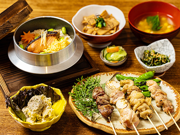 波風もぐもぐ　串焼き・釜めし写真