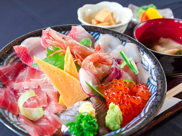 地魚料理　信　海鮮丼写真